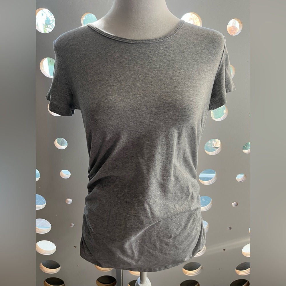 2 Short Sleeve Tops (Pink & Gray)- Used - Picture 5 of 10